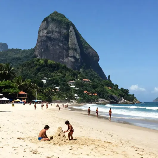 Melhores lugares para conhecer na Praia do Tombo - SP